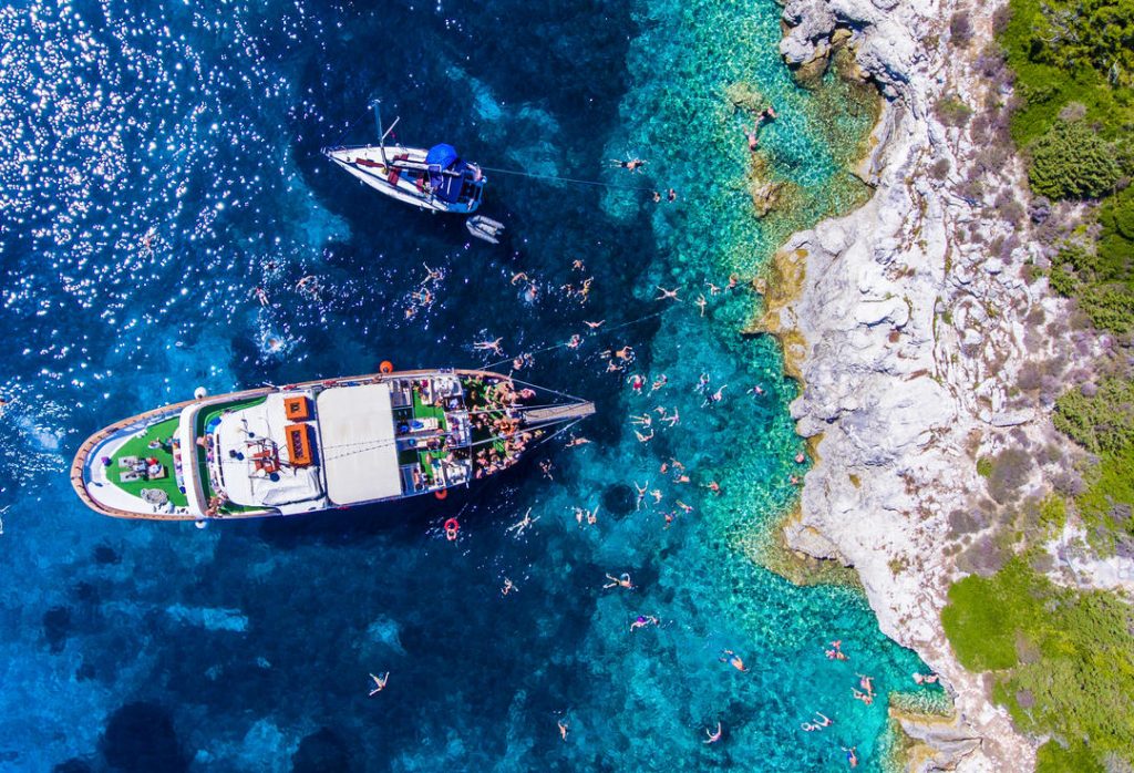 antipaxos-island