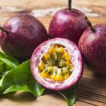 Маракуя — тропічний фрукт з яскравим смаком і користю