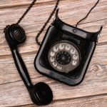 Подзвонити чи зателефонувати: як правильно українською