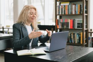 затребуваний українською