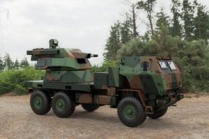 Новий зенітний ракетно-гарматний комплекс Skythunder зі Словенії показали на американському шасі
