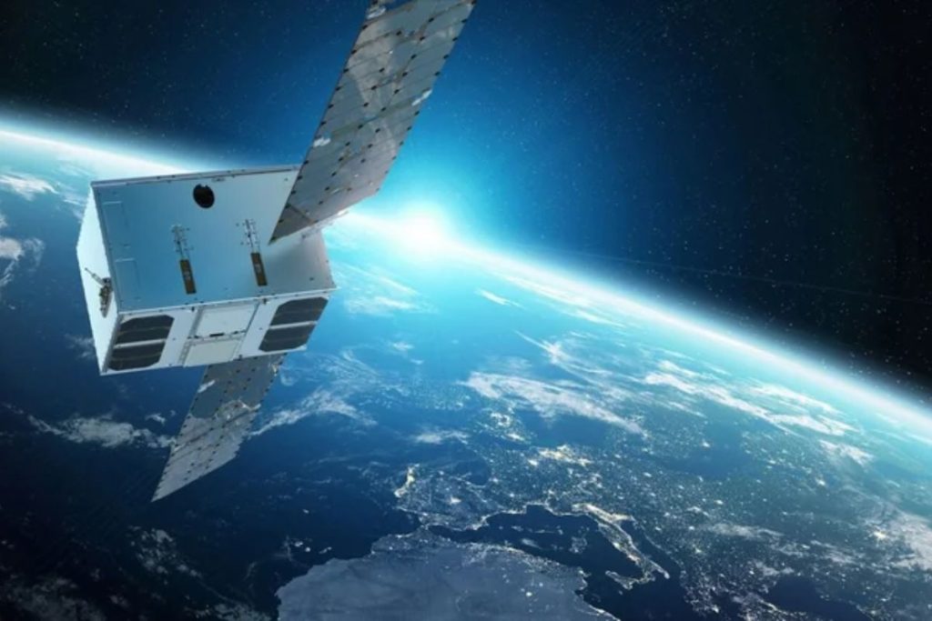 Україна запустила перший супутник власного зв'язку OBRIA NANO